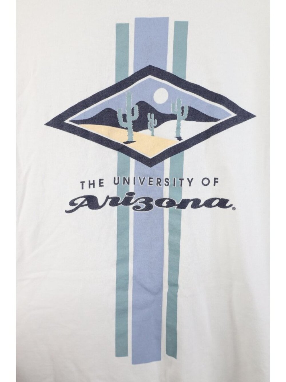 Vintage 90s Mens Medium Distressed Spell Out University of Arizona T-Shirt USA - Picture 10 of 14